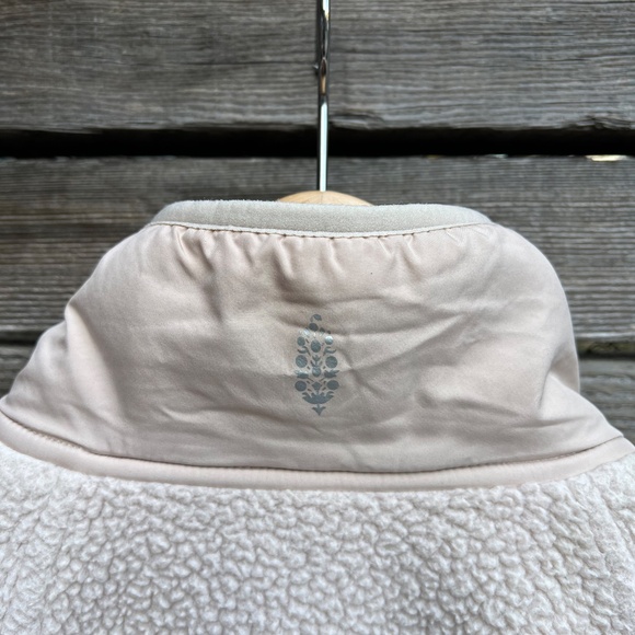 Free People Movement 'Hit The Slopes Fleece Jacket' - Size M - Picture 7 of 11